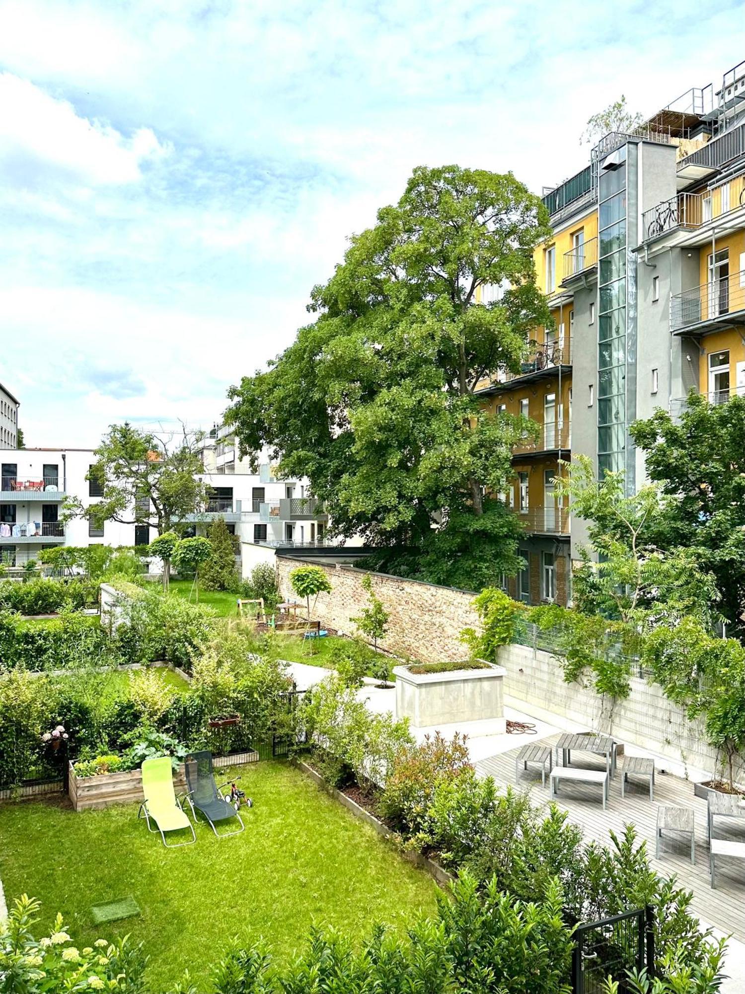 Vienna Sunny Side Up Apartments Ngoại thất bức ảnh