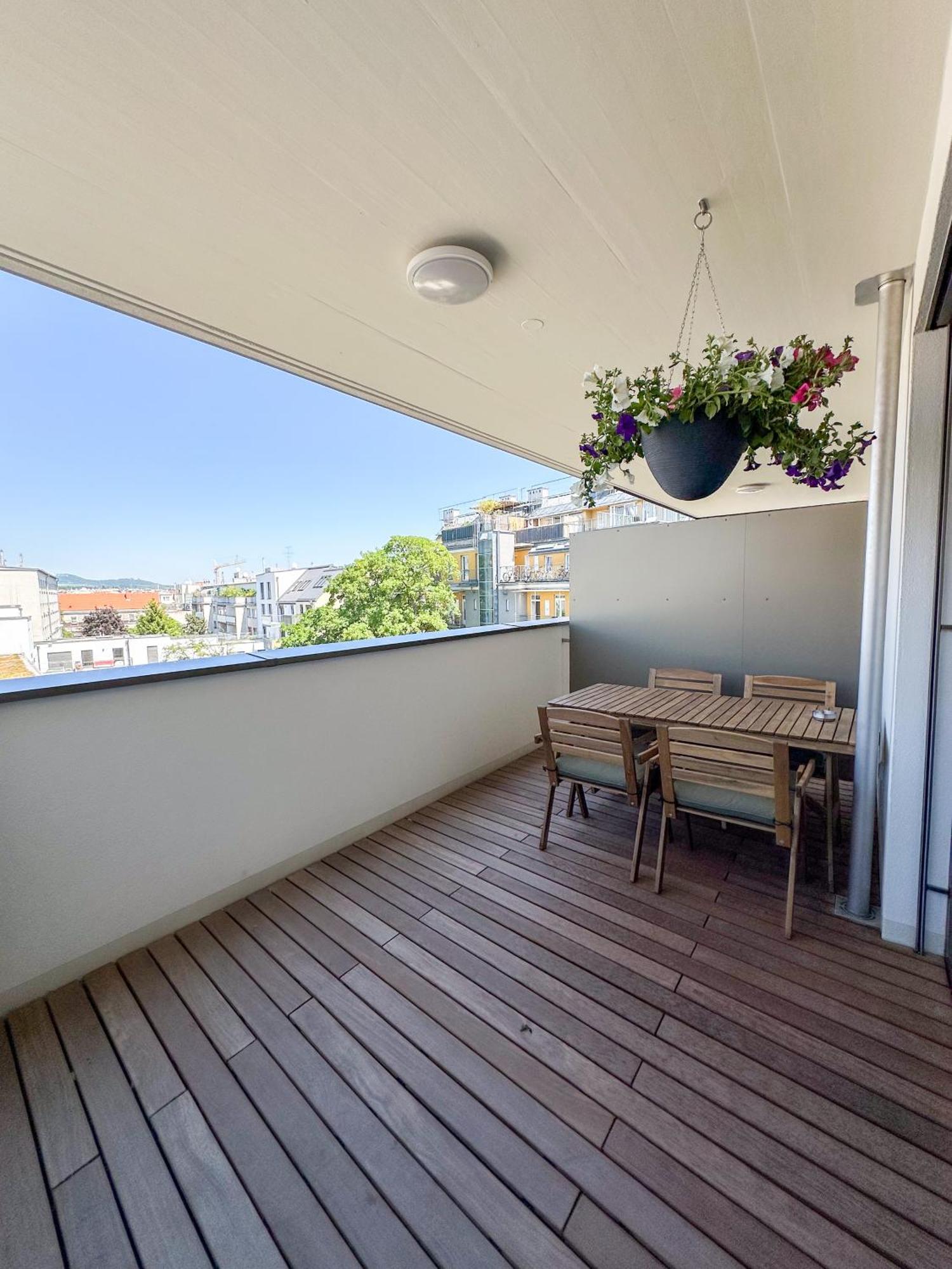 Vienna Sunny Side Up Apartments Ngoại thất bức ảnh