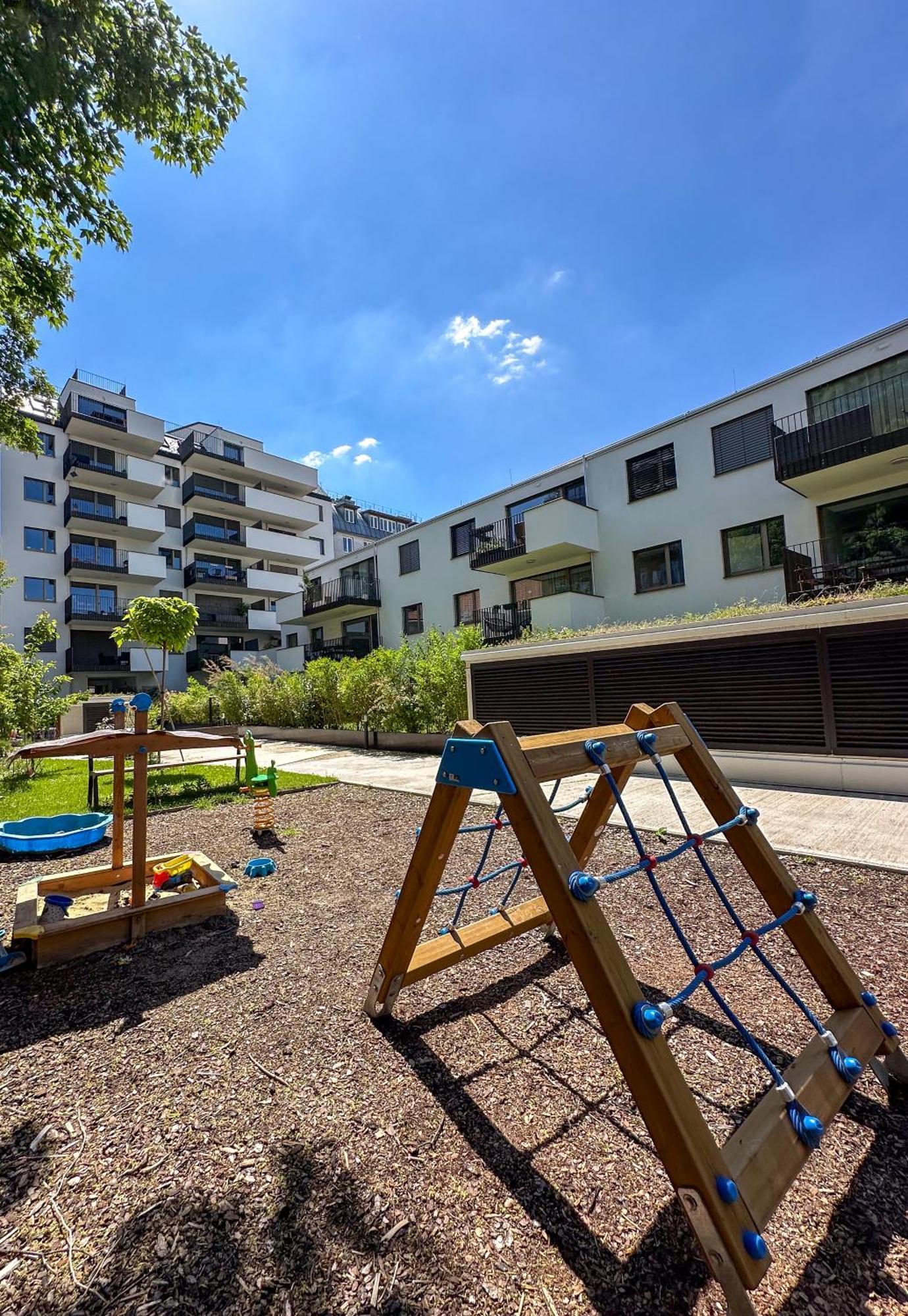 Vienna Sunny Side Up Apartments Ngoại thất bức ảnh