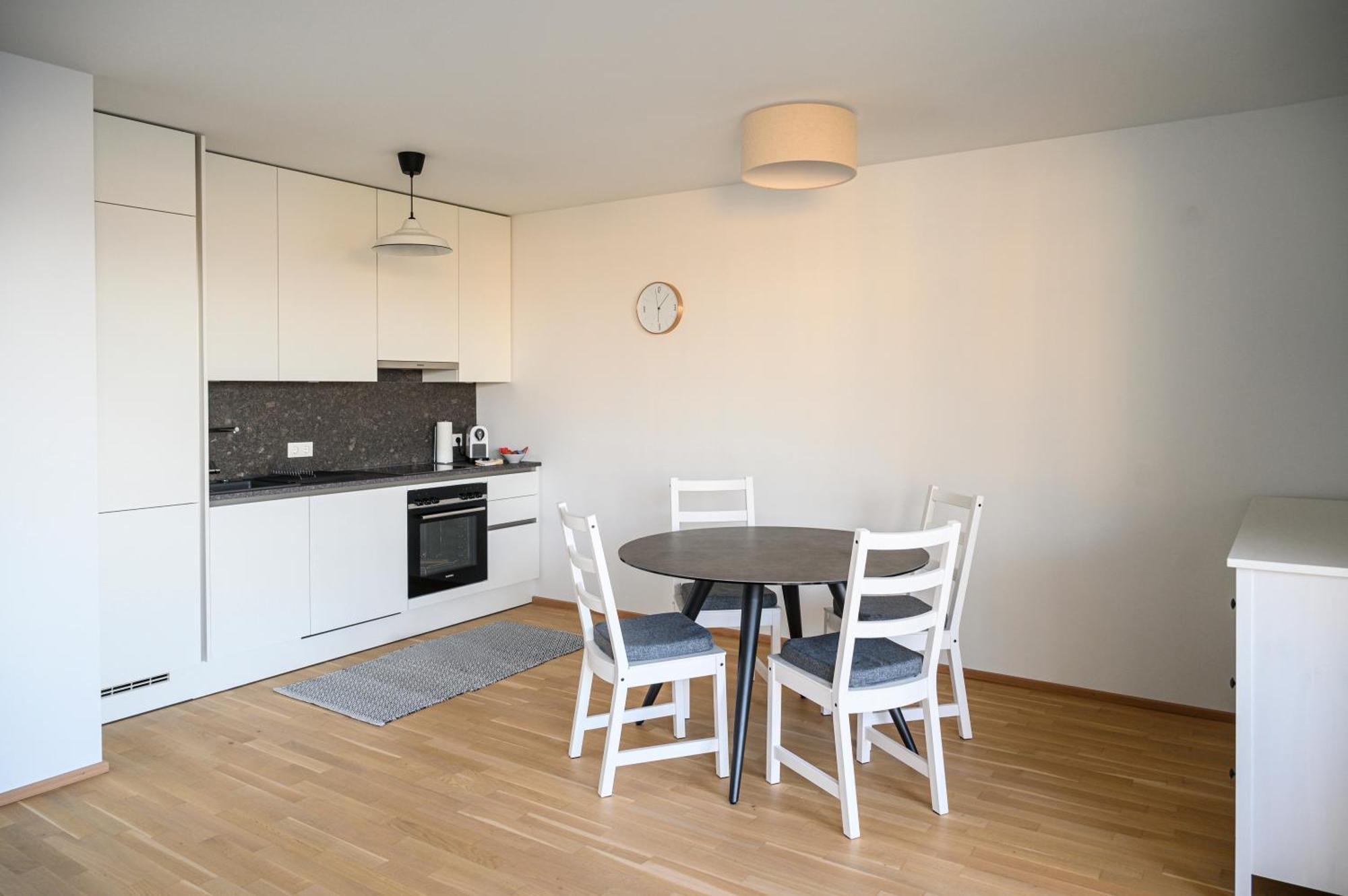 Vienna Sunny Side Up Apartments Ngoại thất bức ảnh