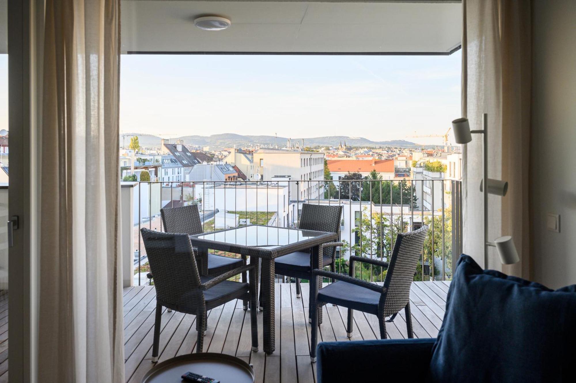 Vienna Sunny Side Up Apartments Ngoại thất bức ảnh